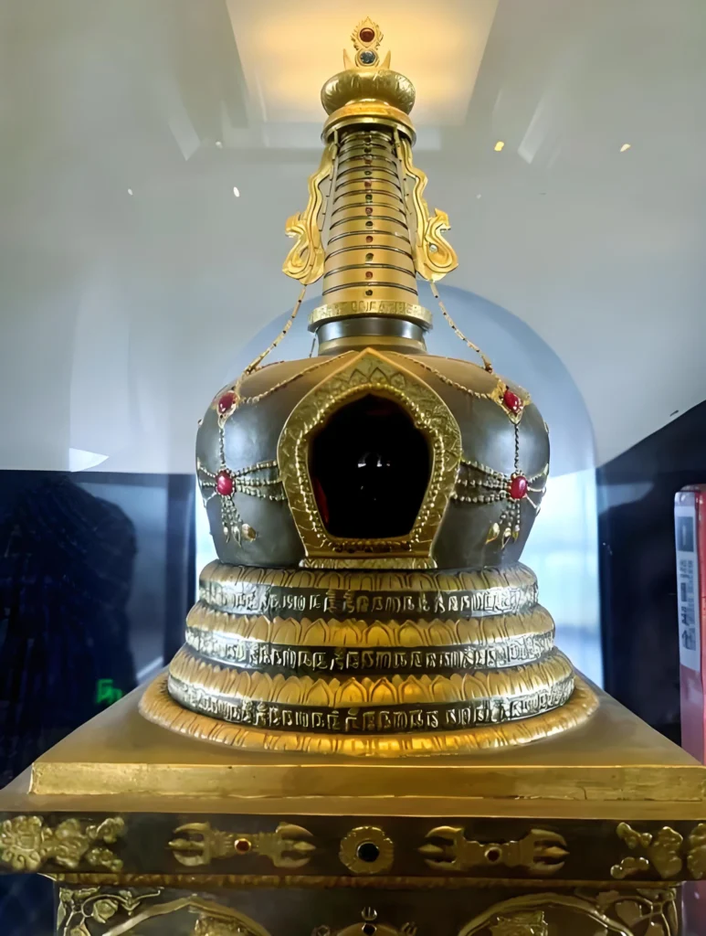 Third Floor: Buddha’s Relics