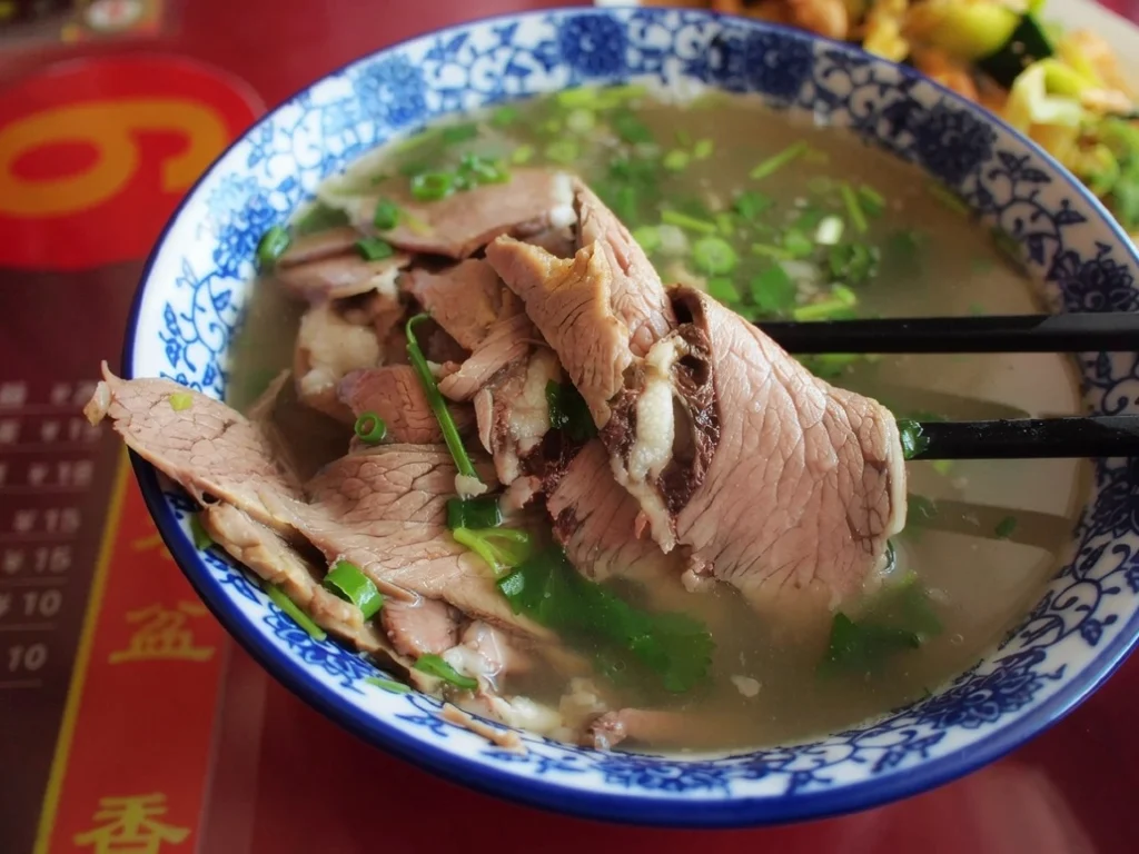 Water-bowl lamb