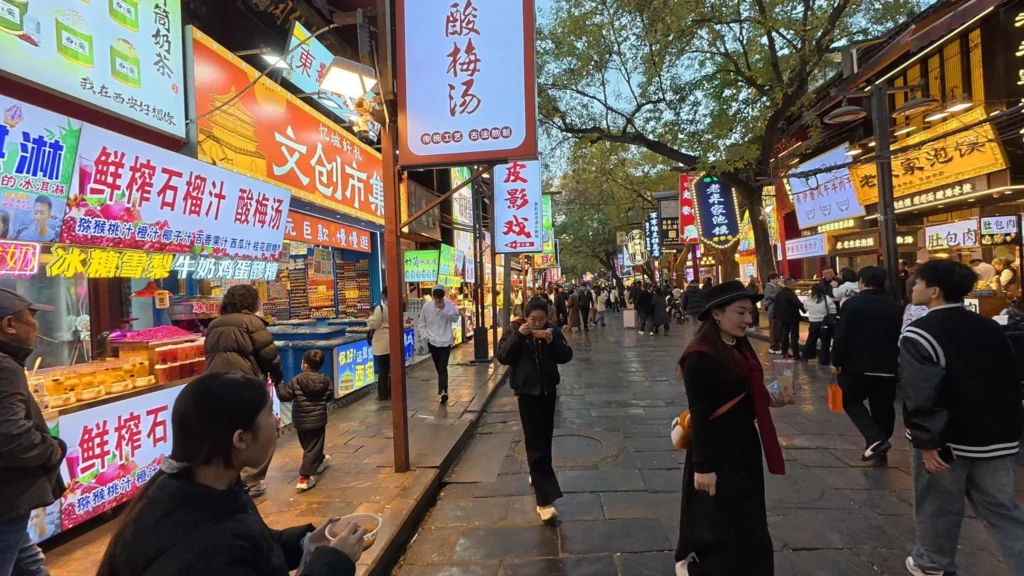 things to do in Xi’an: Hui Muslim Street
