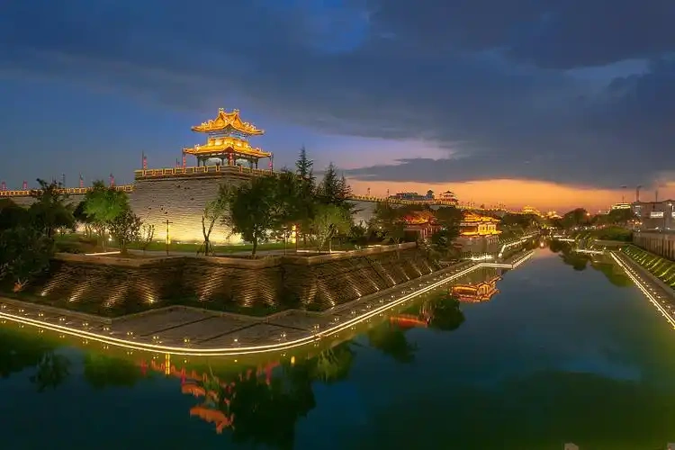 The Ultimate Guide to the Xi’an Night Skyline (2026)