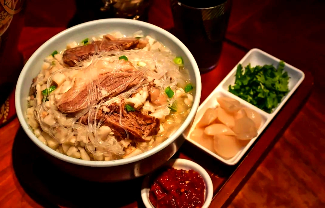 What to Eat in Xi’an: 10 Must-Try Foods & Where Locals Actually Go