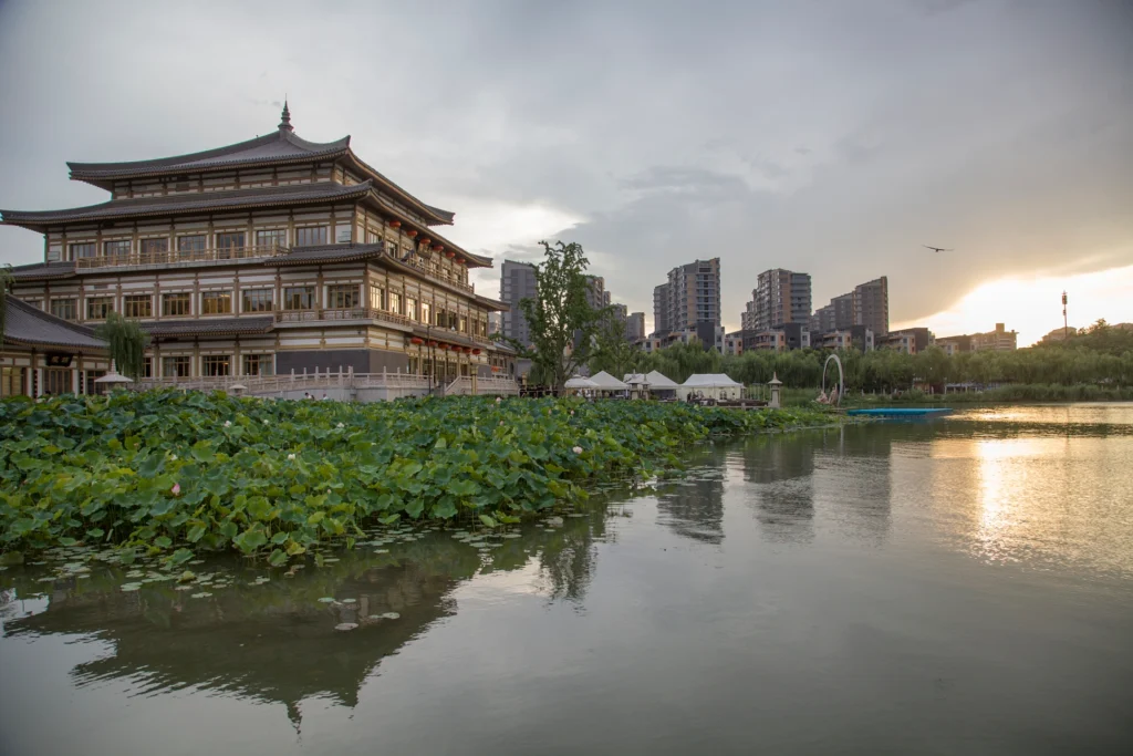 Qujiang Pool